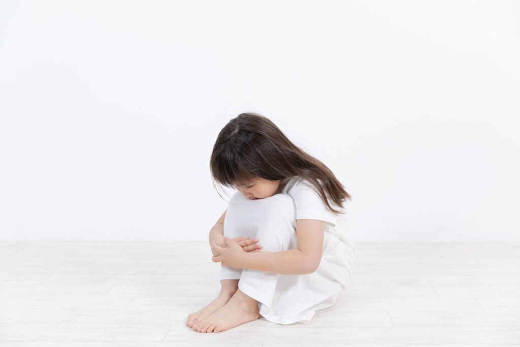 寂しそうな子ども